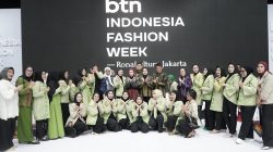 Wakil Bupati Konut Dukung Promosi Budaya Lokal di Ajang Indonesia Fashion Week 2025